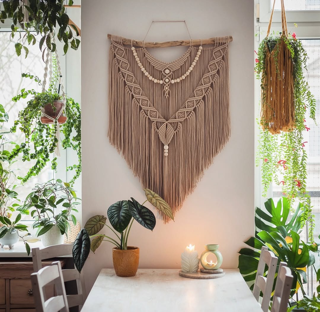 دیوارکوب مکرومه مدل حلقه دار مهره ای رنگبندی دلخواه کدسفارش ۰۷۳۶