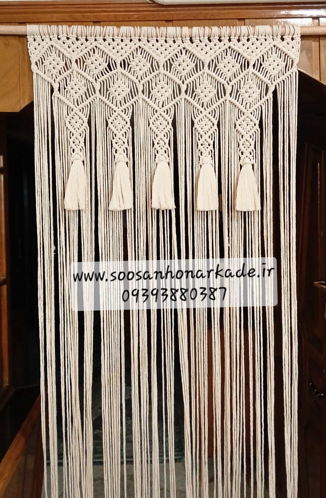پرده مکرومه طرح لوزی دو ردیفه مدل منگوله دار در رنگبندی و ابعاد دلخواه کدسفارش کالا ۷۴۰۳۰